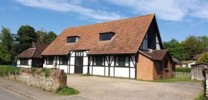 photo of Bourne End hall